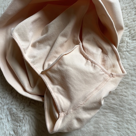 SKIMS | Core Control Brief in Clay | 2X/3X - Picture 10 of 10